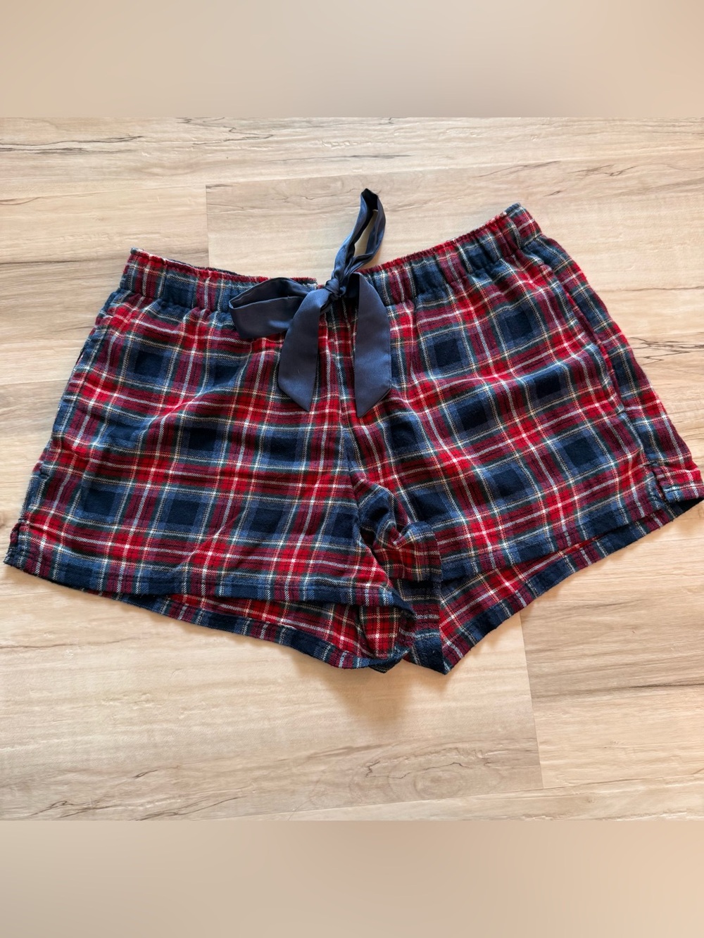 Hollister Pink Floral & Plaid Sleep Shorts Set with Bow Accents - Picture 3 of 5